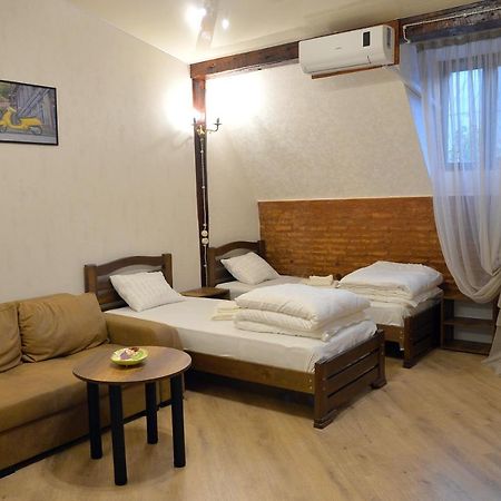 Natia'S Apartment On Dadiani St. 1 تبليسي المظهر الخارجي الصورة