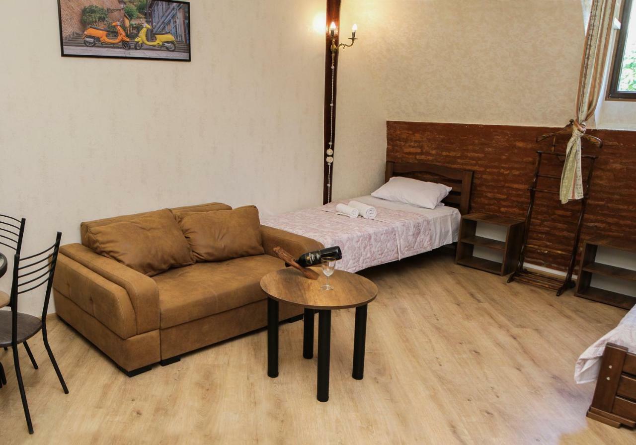 Natia'S Apartment On Dadiani St. 1 تبليسي المظهر الخارجي الصورة