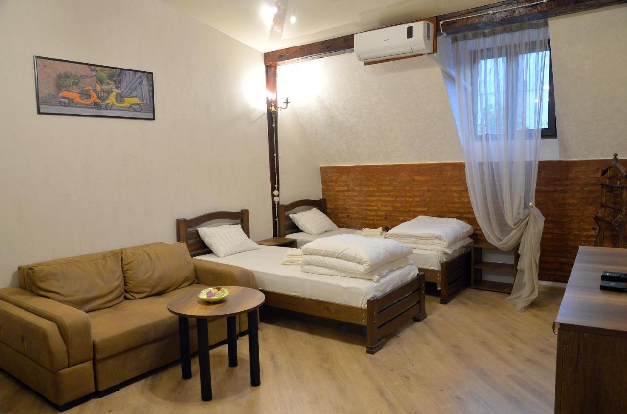 Natia'S Apartment On Dadiani St. 1 تبليسي المظهر الخارجي الصورة