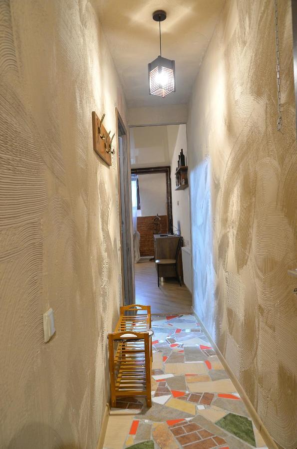 Natia'S Apartment On Dadiani St. 1 تبليسي المظهر الخارجي الصورة
